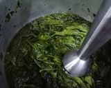 A picture of step 2 of Palak chicken 💖💖.