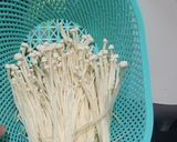 Foto langkah ke 1 dari resep Crispy Jamur Enoki.
