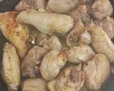 Foto del paso 2 de la receta Pollo frito con ajos