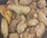 Foto del paso 2 de la receta: Pollo frito con ajos