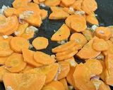 Foto langkah ke 2 dari resep Sayur sop bumbu tumis.