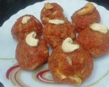 A picture of step 5 of Carrot Ladoos.