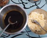 Foto langkah ke 2 dari resep Bakcang (isian : ebi) 1/4.