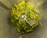 Foto del paso 3 de la receta: Risotto con espárragos verdes. Robot Mambo de cecotec