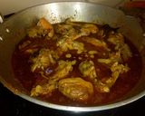 A picture of step 4 of Desi chicken curry.