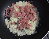 Foto langkah ke 2 dari resep Fettucini Carbonara Modif (Rebus pasta di susu!).