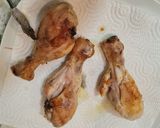 Foto del paso 2 de la receta: Jamoncitos de pollo en salsa de cebolla y berenjena