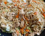 A picture of step 9 of Thin noodles Chicken Chowmein.