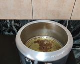 A picture of step 2 of Punjabi lobia aloo masala.