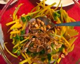 Gambar langkah 2 resipi Salad Mangga.