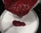 A picture of step 6 of سٹرابیری آئسکریم.