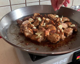 Foto del paso 4 de la receta: Fideuá de pollo en soja picante