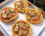 Foto langkah ke 6 dari resep Pizza Mini.