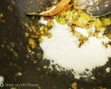 A picture of step 6 of Mushroom do pyaja.