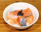 鮭魚豆腐味噌湯食譜步驟2照片