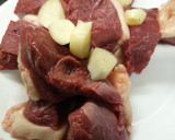 Foto del paso 2 de la receta: Manzanas rellenas con pechuga de pato