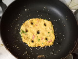 થાલી પીઠ (Thali Peeth Recipe In Gujarati)