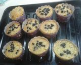 Foto langkah ke 8 dari resep Vanilla Raisin Muffins.
