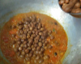 கறுப்பு கொண்டைக்கடலை மசாலா (Karuppu kondakadalai masala recipe in tamil) ரெசிபி ஸ்டேப் 4 புகைப்படம்