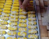 Foto langkah ke 6 dari resep Kastengel Renyah (Kue Keju).