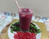 A picture of step 3 of Pomegranate beetroot spinach juice.