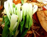 A picture of step 5 of My Sweet Chilli Chicken & Soy Stirfry.😊.
