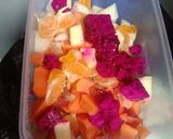Foto langkah ke 1 dari resep Salad buah sederhana.