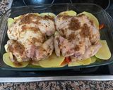 Foto del paso 4 de la receta: Pollos al horno con patatas y mix de pimientos