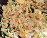 Foto langkah ke 3 dari resep Bihun Goreng Putih.