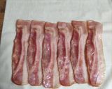 Foto del paso 7 de la receta: Masa filo rellenas, pollo, jamón, champi y bacon con pimientos