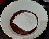A picture of step 2 of Hot Brownie with Ice-cream.
