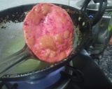 A picture of step 3 of Beetroot poori.