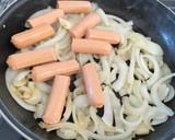 Foto del paso 2 de la receta: Salchichas veggies encebolladas