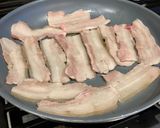 รูปขั้นตอนการทำที่ 1 ของ หมูสไลด์ผัดซอสสุกี้