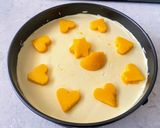 A picture of step 4 of Mango Jelly Cheesecake.