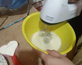 A picture of step 1 of Cream cake.