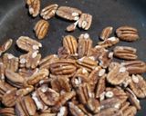 A picture of step 1 of Honey Pecan Salad.