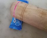 A picture of step 1 of Oreo chocolaty choco barاوریو چاکلیٹی چوکو بار.