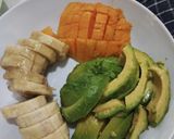 Foto langkah ke 1 dari resep Salad Yogurt Buah.