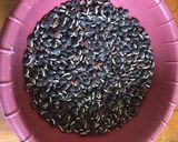 A picture of step 1 of Njahi stew.