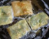 Foto langkah ke 2 dari resep Martabak Telur Ayam Kari.