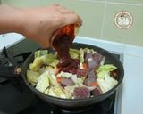Hình bước làm 5 của món Lòng Nhồi Xào Rau Củ 순대볶음