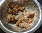 A picture of step 1 of Restaurant Style Chicken Curry.