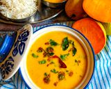 A picture of step 3 of Fajeto / Gujarati Mango Kadhi.