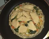 Foto del paso 3 de la receta: Tarta de verduras 😍 y pollo