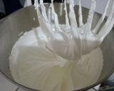 Foto langkah ke 2 dari resep Bolu Kukus Ubi Ungu Anti Gagal.