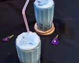A picture of step 7 of Butterfly pea boba tea.