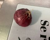 Une image de l'étape 1 de Aiguillettes de canard au martini rouge, tomate et oignon.