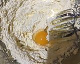 Foto langkah ke 3 dari resep Kue Putu Belanda.