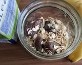 Hình bước làm 1 của món Ăn sáng với Yến Mạch để qua đêm (Overnight oats)